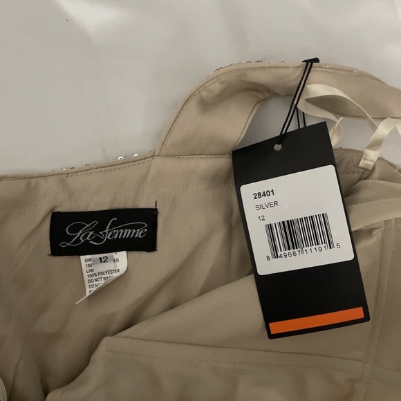 NWT $408 La Femme‎ [ 12 ] One-Shoulder Sequin Gown in Silver/Nude - Picture 5 of 15